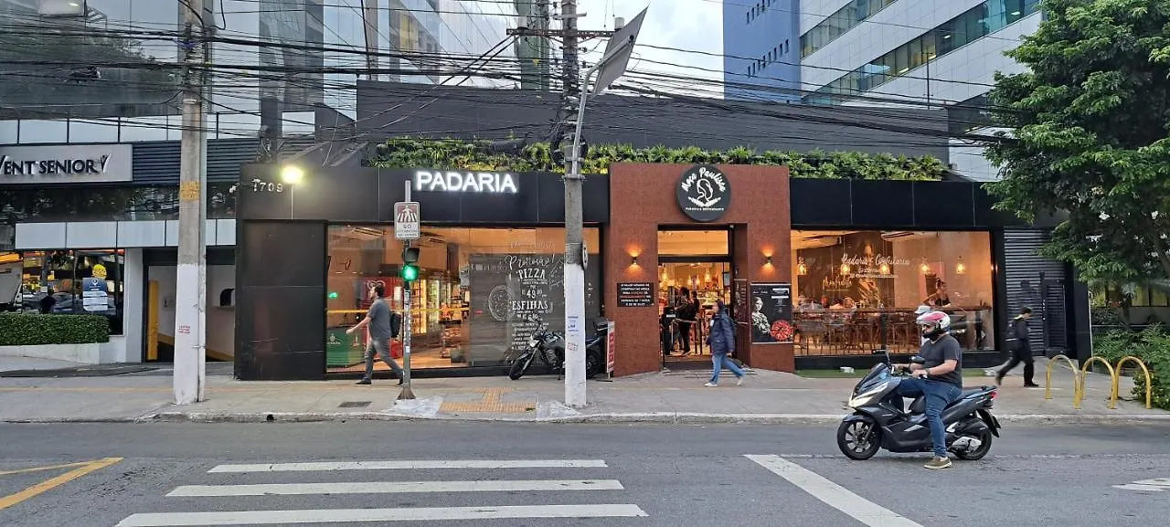 Paraiso 12 - Studio Terreo No Metro Paraiso São Paulo 0*,